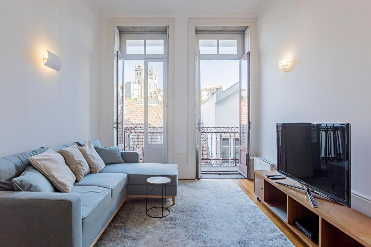 Lovelystay - Aurora Heights Apartment Porto Ngoại thất bức ảnh